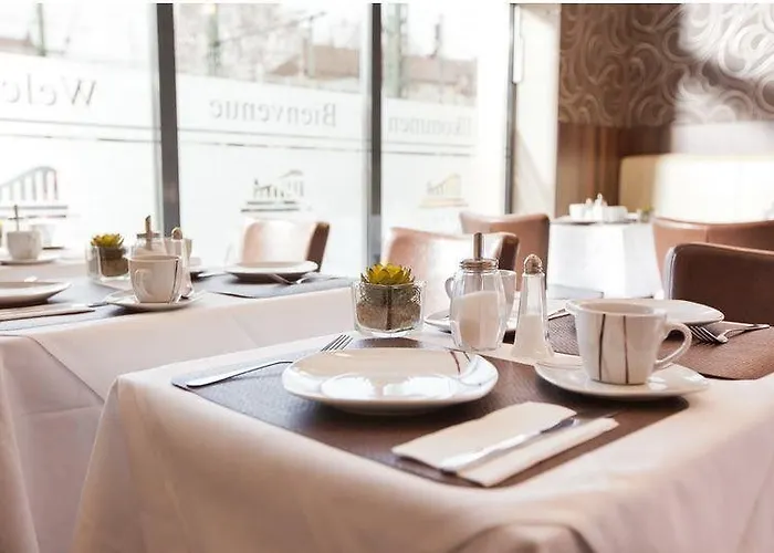 Hotel Frankfurt Messe 3*