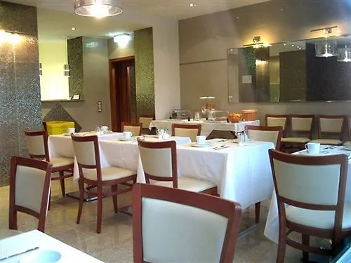 酒店 Frankfurt Messe 3*