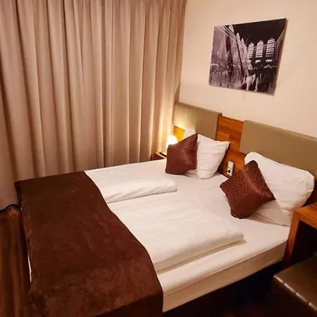 Frankfurt Messe Hotell 3*